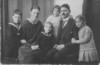 unknown reu family 1918.jpg
