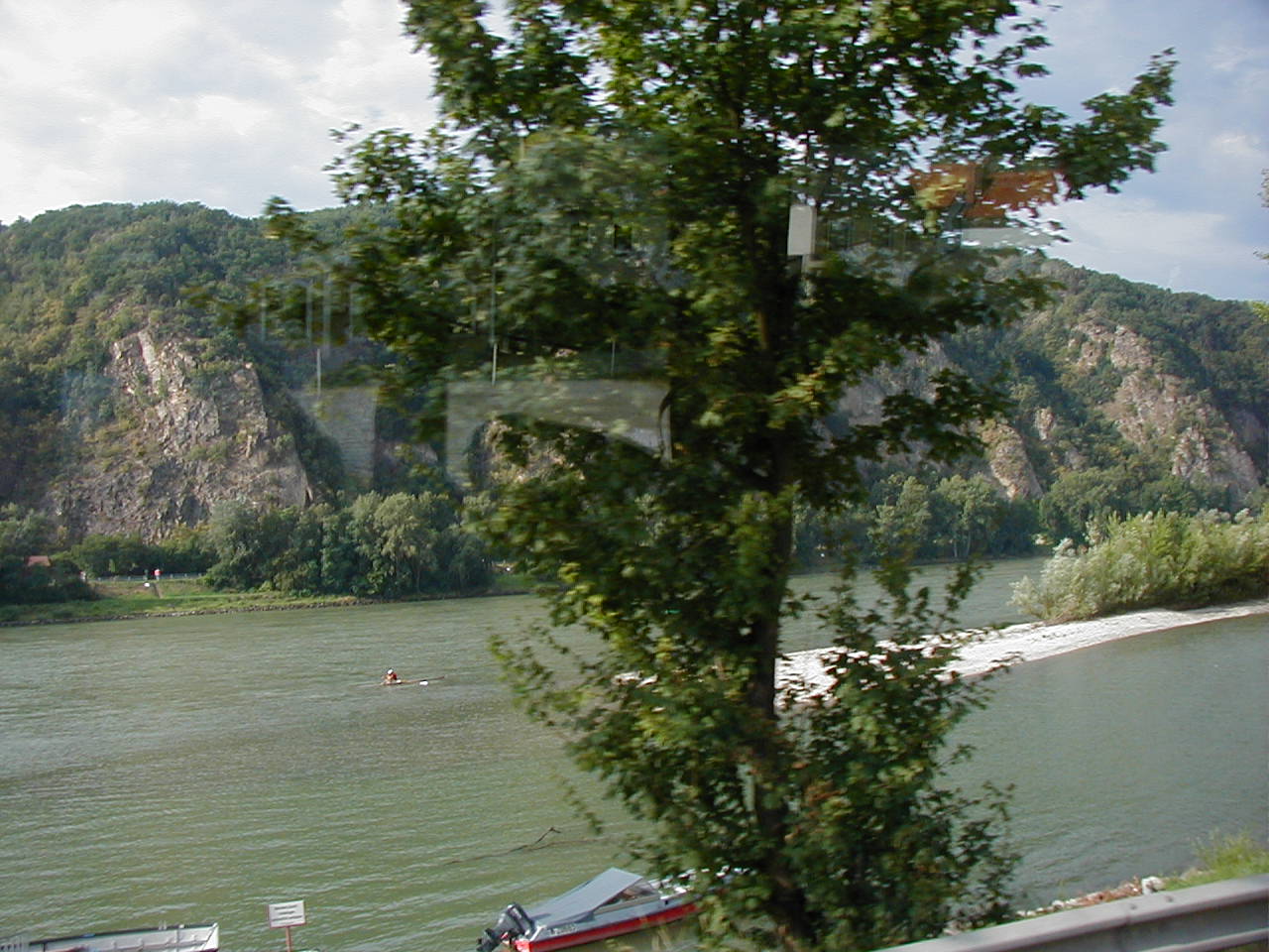 09-river_danube_in_austria.jpg