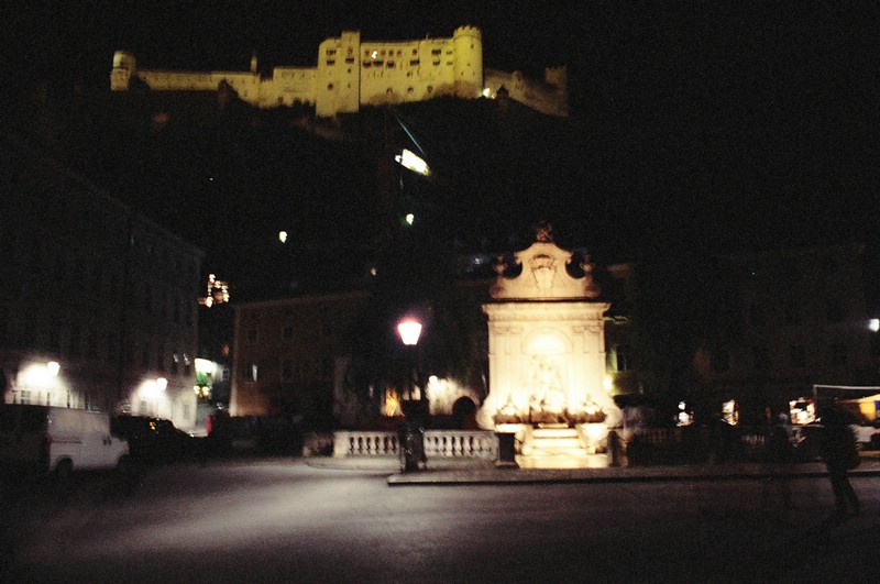 127-salzburg_castle-night.jpg