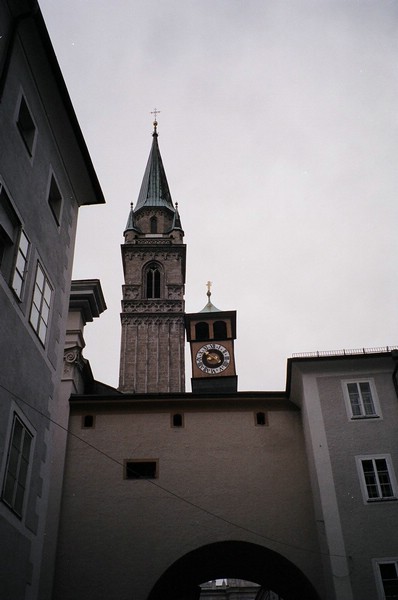 135-church_spire_salzburg.jpg