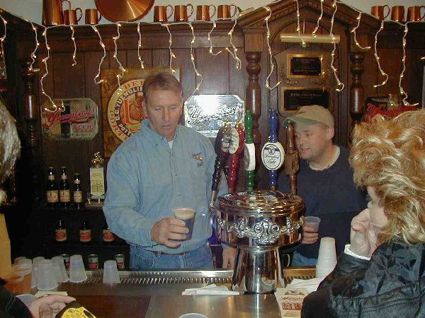 Dale and Al serving beer